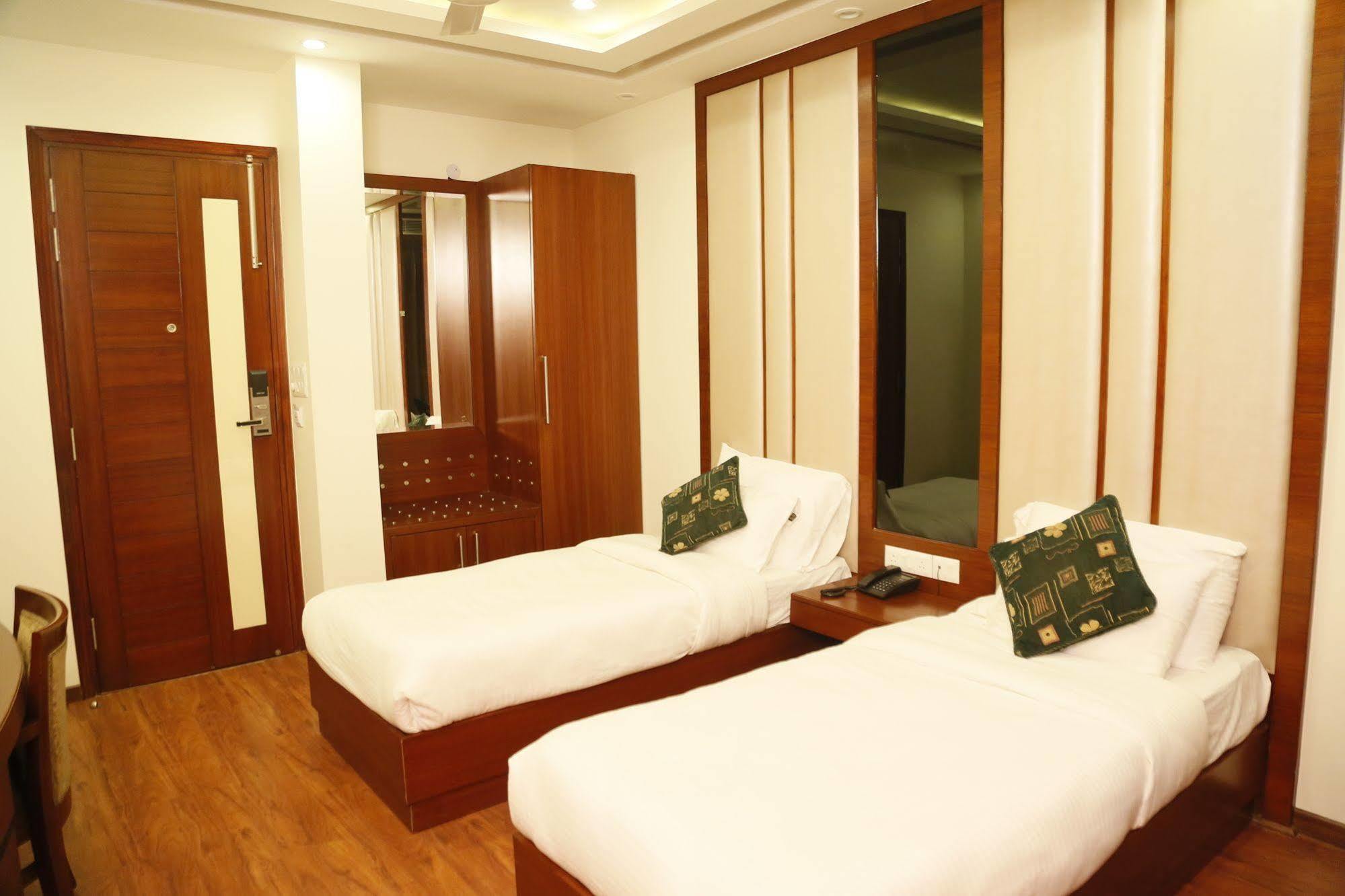 Grand Ffour Hotell New Delhi Eksteriør bilde