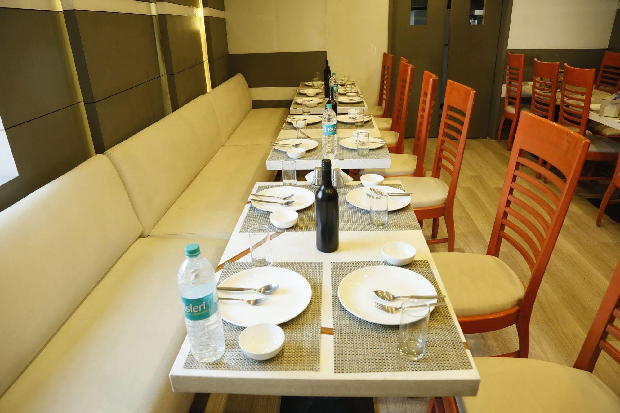 Grand Ffour Hotell New Delhi Eksteriør bilde